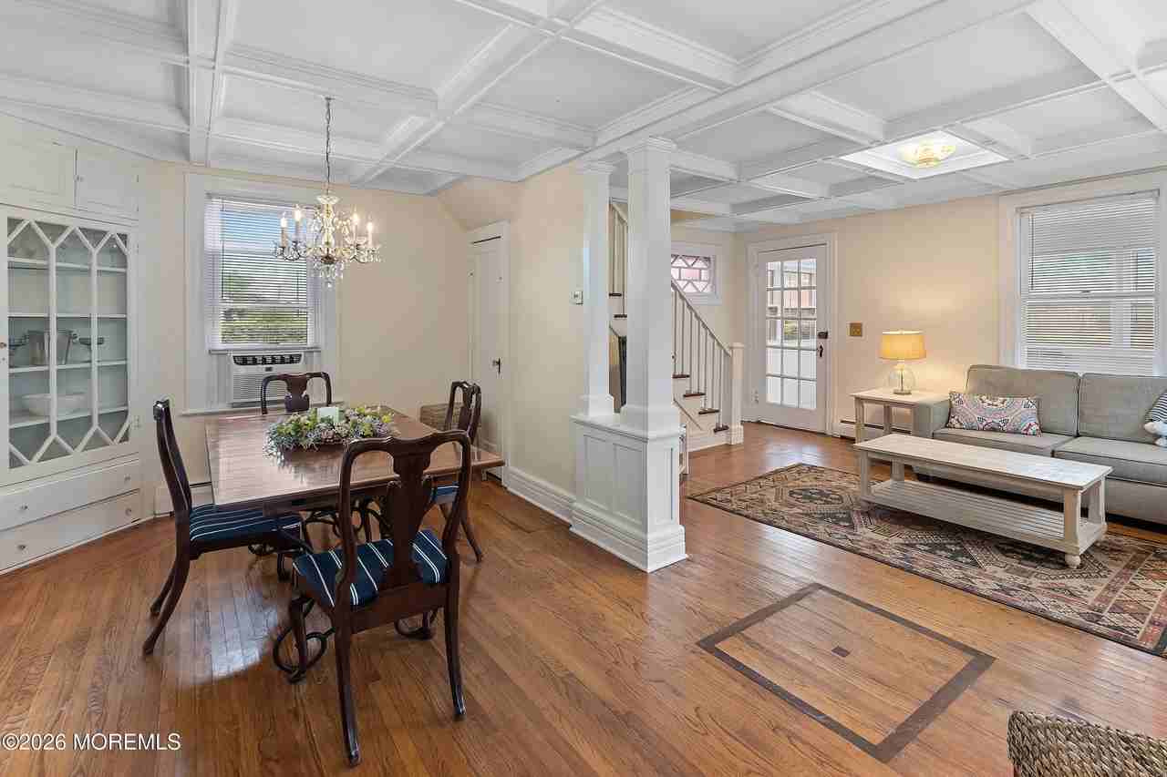 462 Church St - Photo 4 of 13