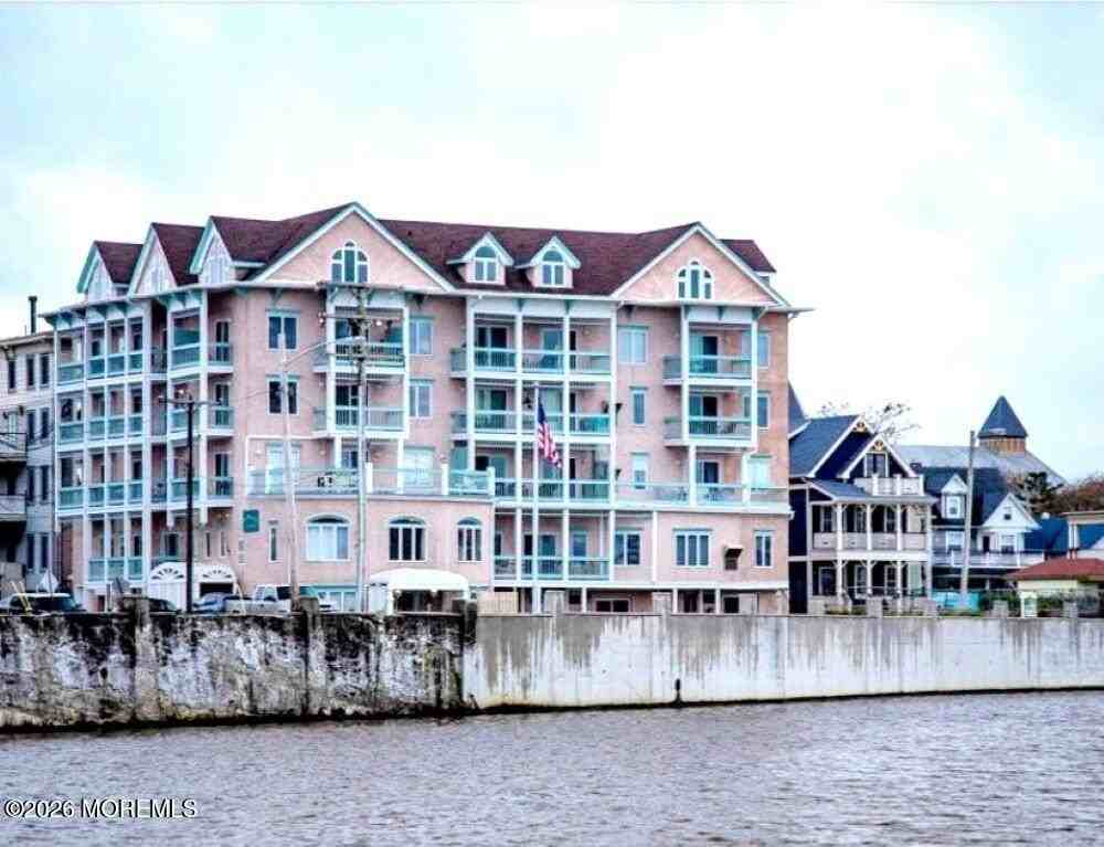 16 Lake Ave Apt 16 #16 - Photo 2 of 21