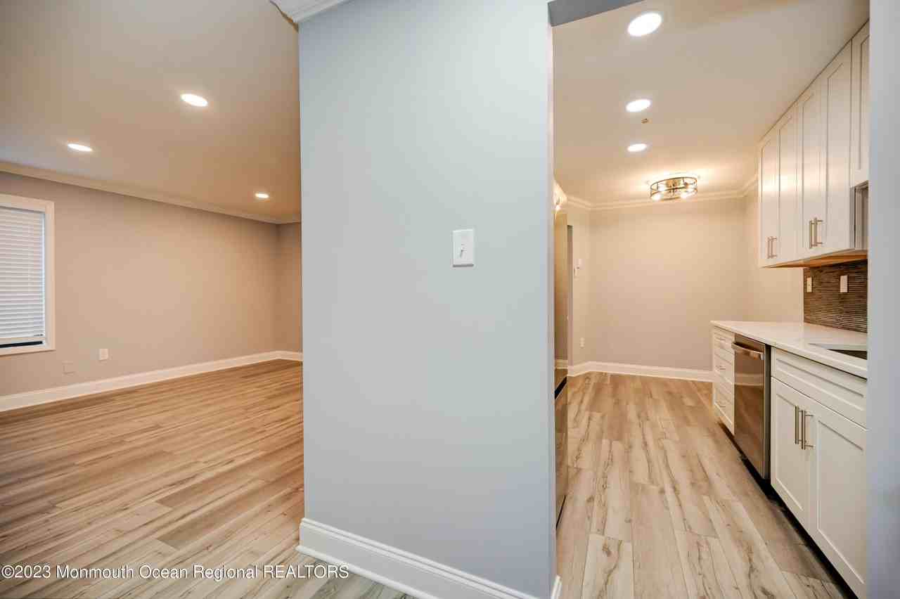 58 Amberly Dr Unit A #A - Photo 3 of 21