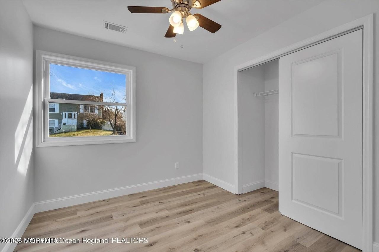 152 Windward Dr - Photo 7 of 14