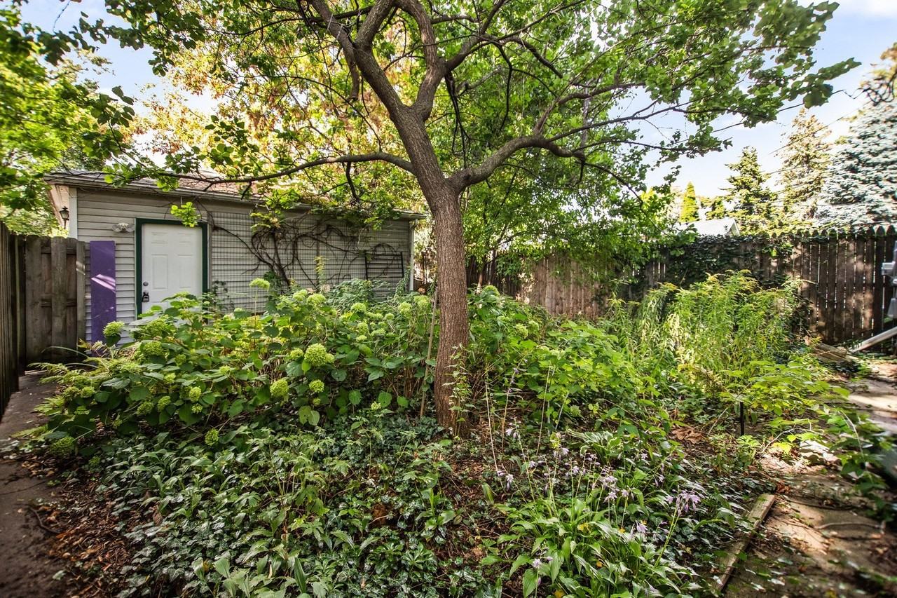 4634 N Kennicott Ave Unit 1 #1 - Photo 2 of 11