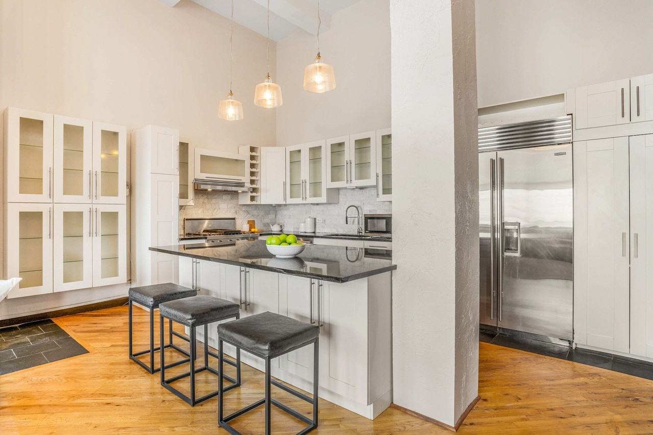 1439 S Michigan Ave Apt 103 #103 - Photo 2 of 21