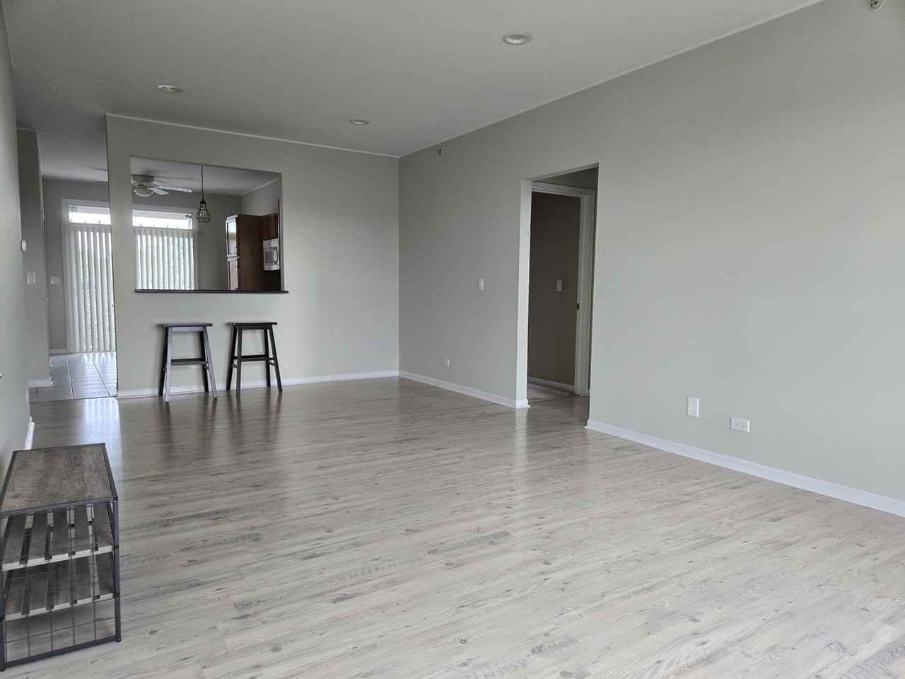 149 N Waters Edge Dr Apt F #F - Photo 7 of 13