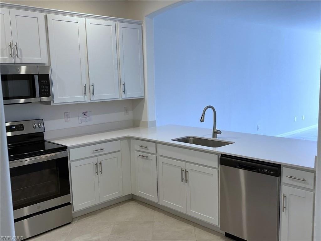 2176 Dragonfruit Way - Photo 2 of 12