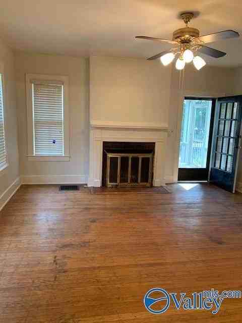 608 California St Se - Photo 4 of 12