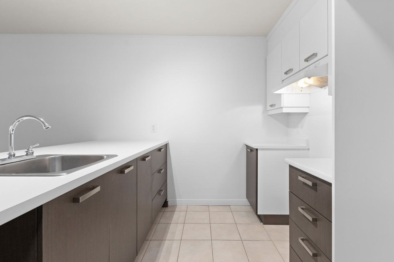 37 Rue Saint-Denis - Photo 4 of 15