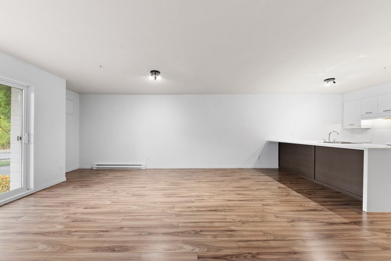 37 Rue Saint-Denis - Photo 6 of 15