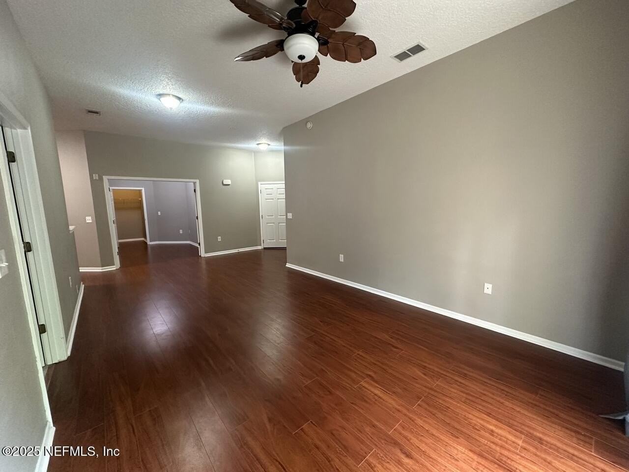 109 Brannan Pl Unit 102 #102 - Photo 4 of 34