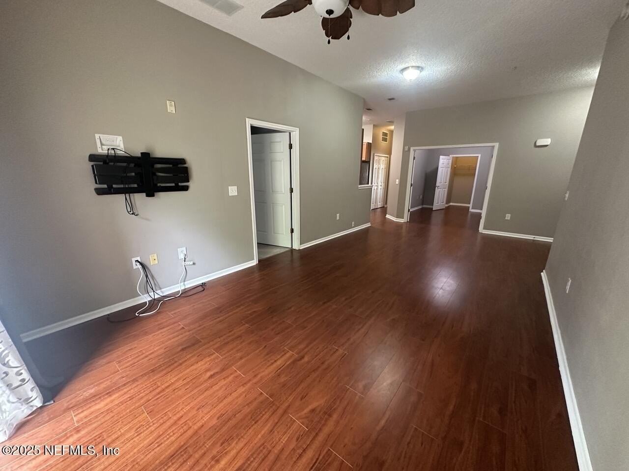 109 Brannan Pl Unit 102 #102 - Photo 5 of 34