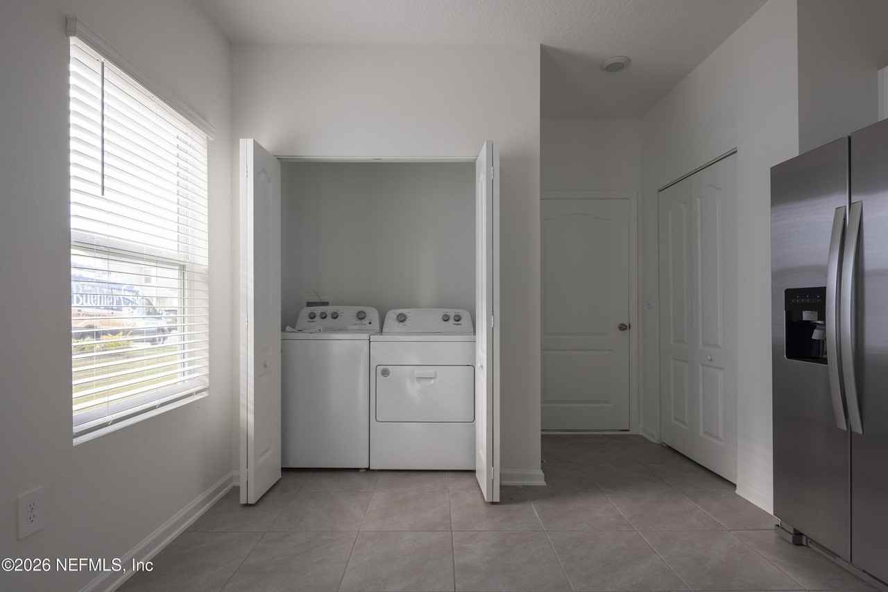 106 Tidal Beach Ave - Photo 4 of 16