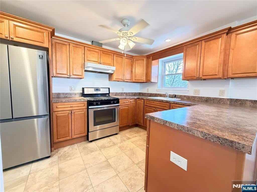 61 Star Lake Rd - Photo 6 of 20