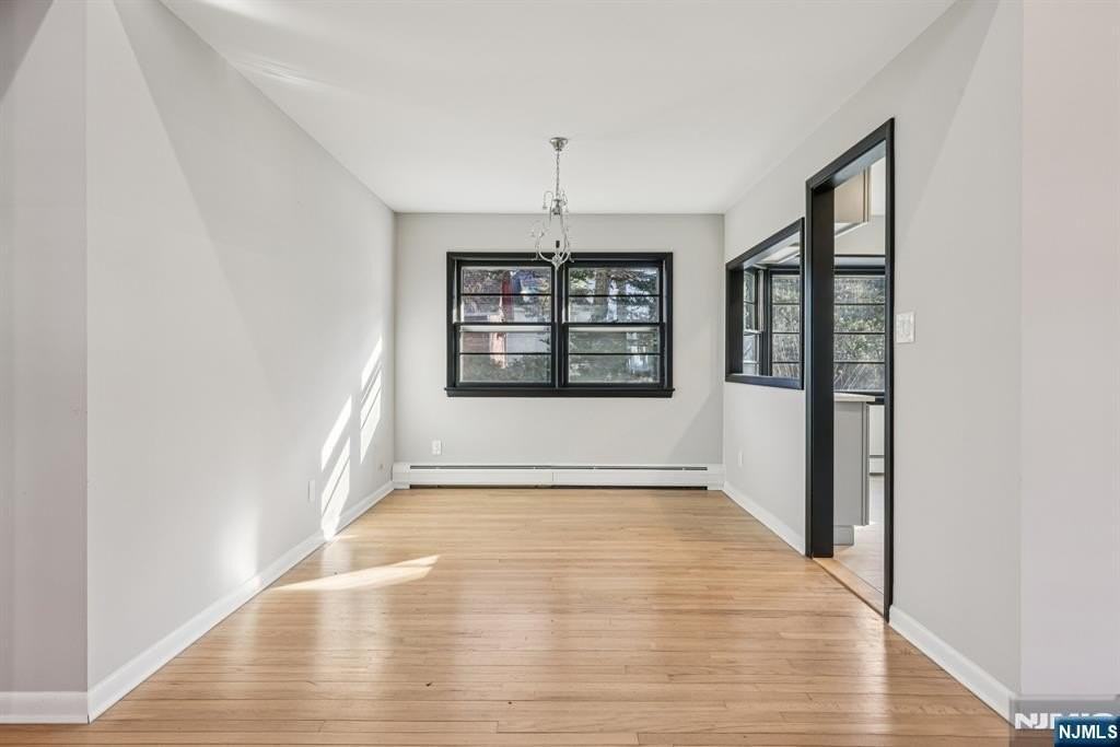 217 Knickerbocker Rd - Photo 7 of 27