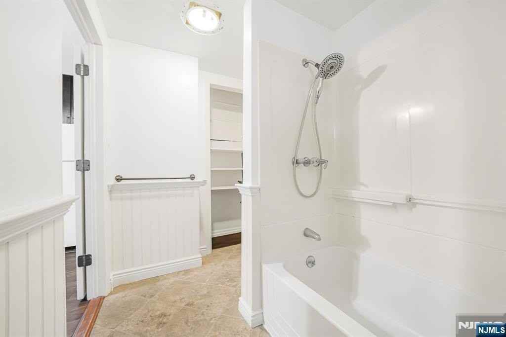 17 Central Ave - Photo 6 of 14