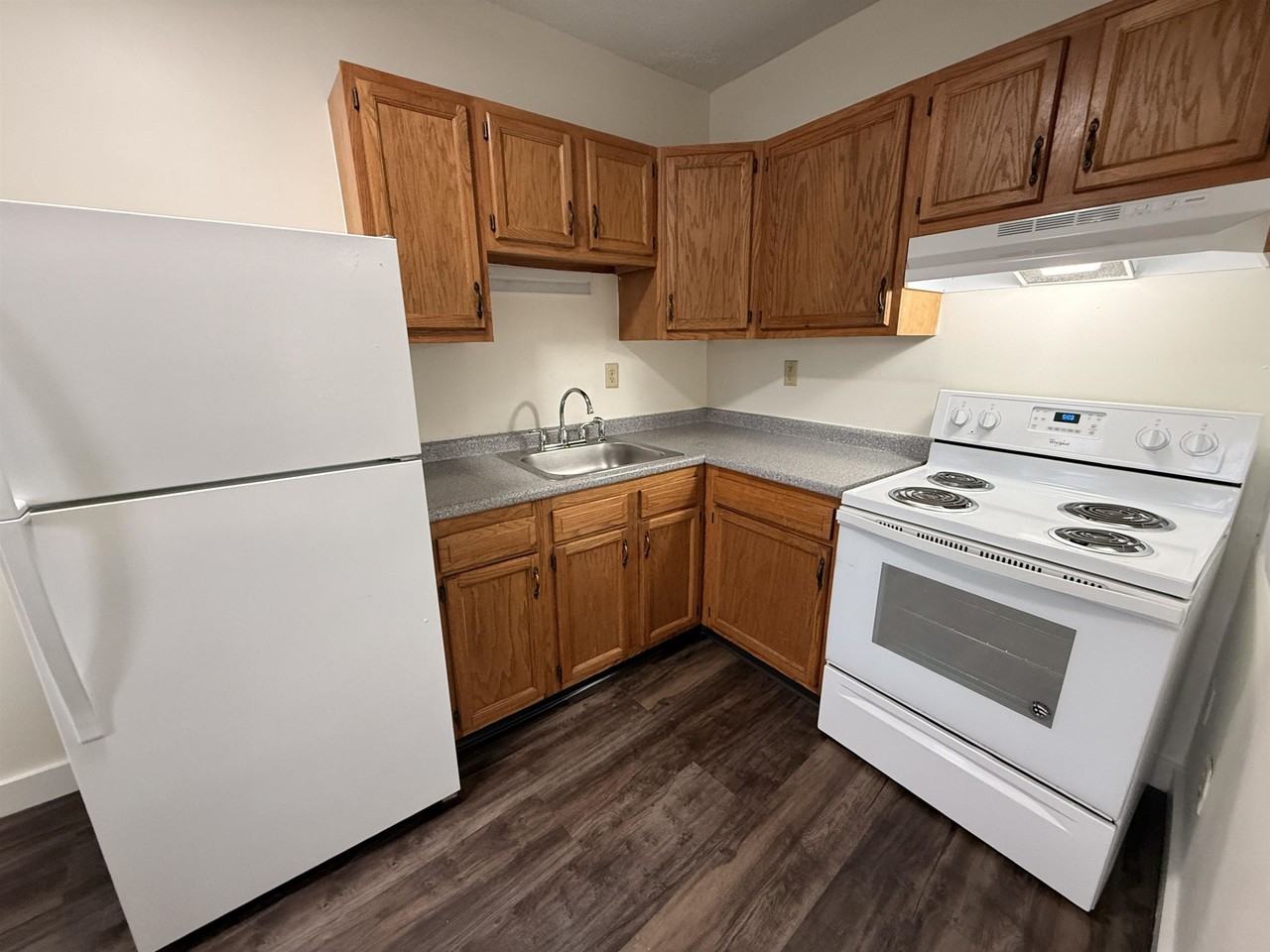 191 Turner St #2E - Photo 5 of 30