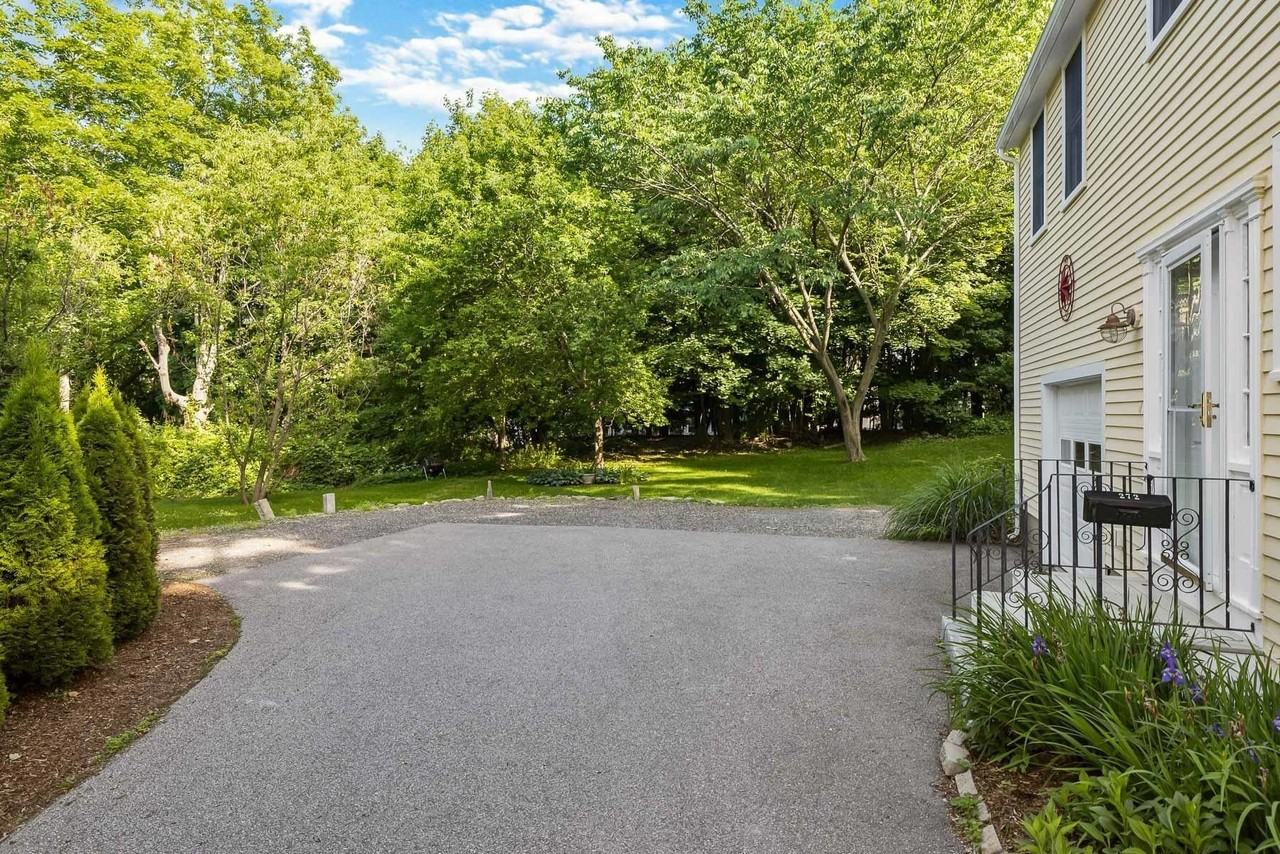 272 South St - Photo 6 of 29