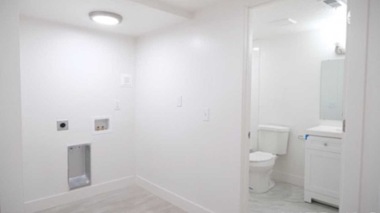 1965 E St - Photo 3 of 16