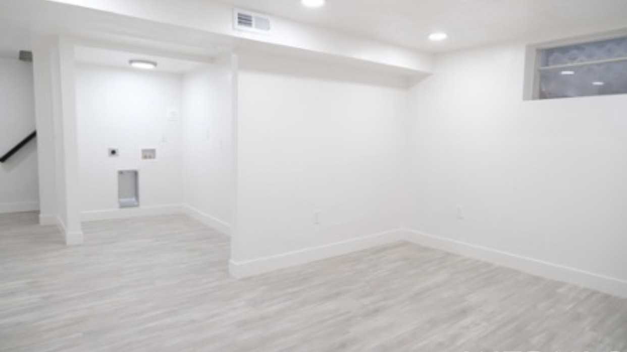 1965 E St - Photo 5 of 16