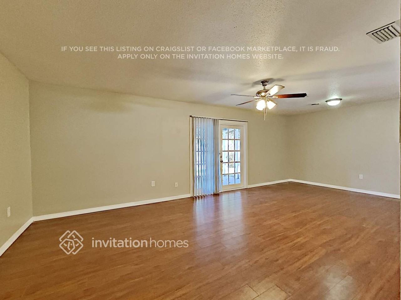 808 65th Ave W - Photo 4 of 14