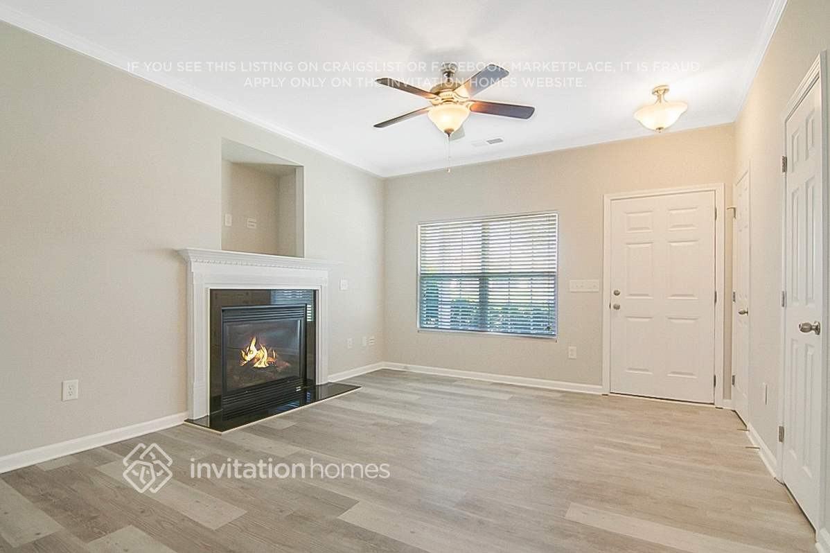 1206 Calvander Ct - Photo 4 of 27