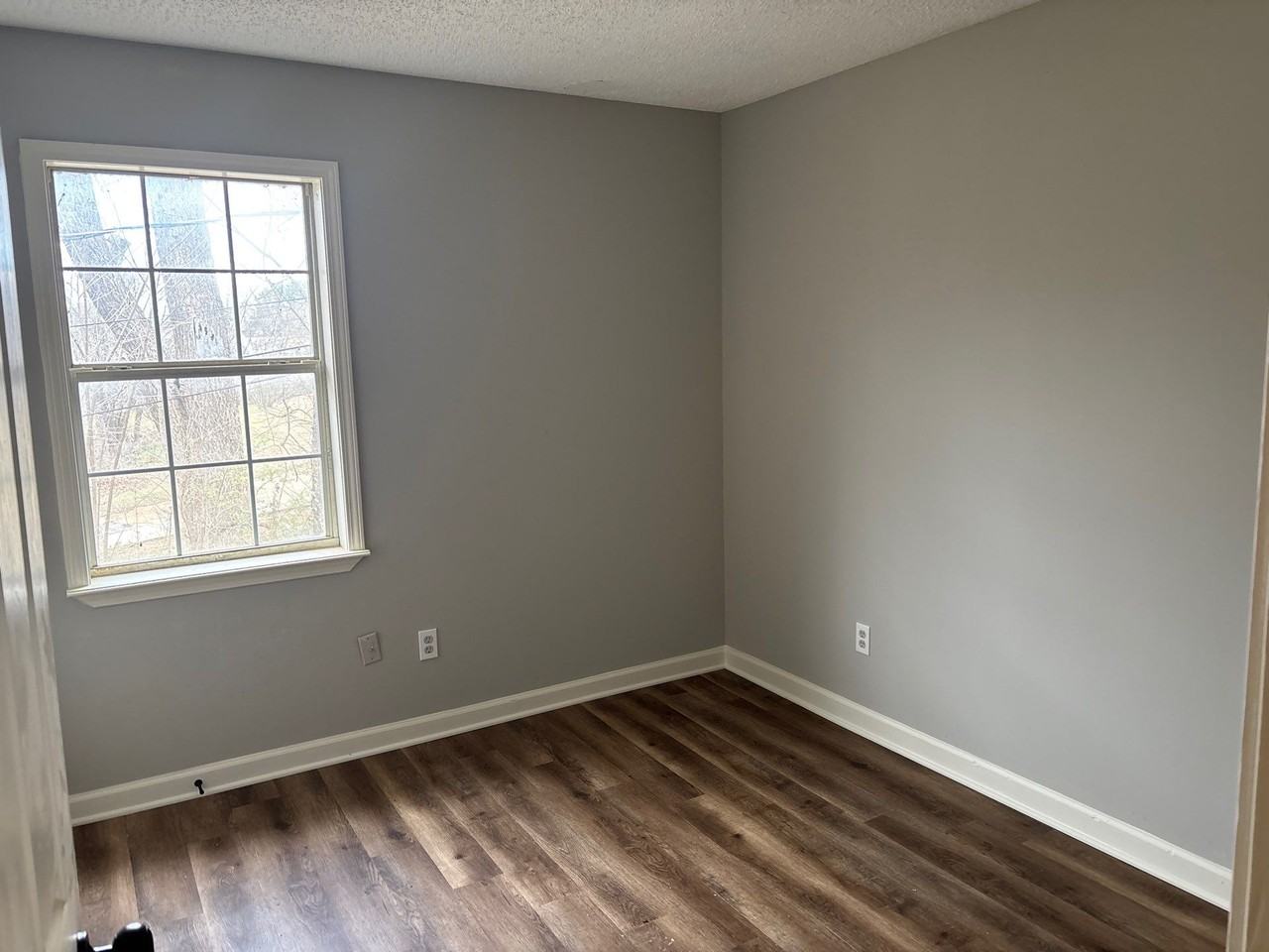 330 Main St #10 - Photo 7 of 10