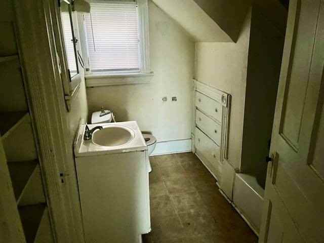 204 W Market St - Photo 6 of 6