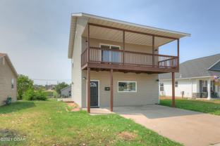 2326 S Moffet Ave - Photo 1 of 1