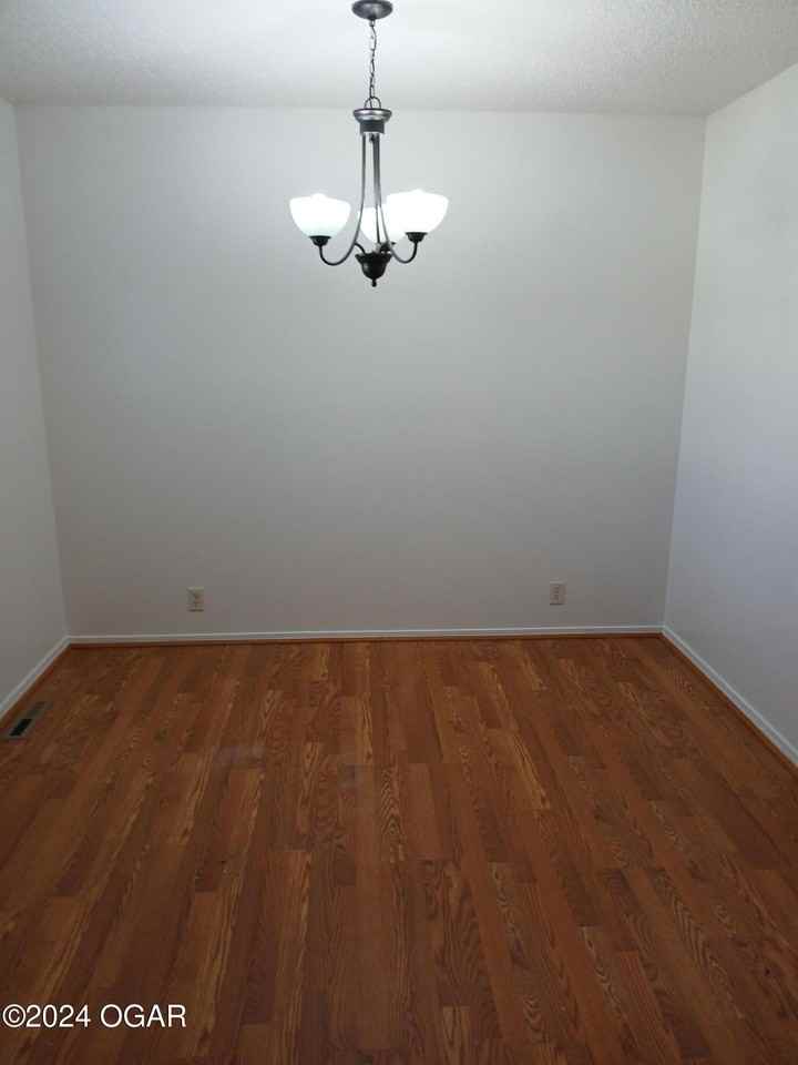 1627 South St - Photo 5 of 11