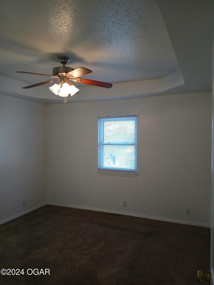 1627 South St - Photo 7 of 11