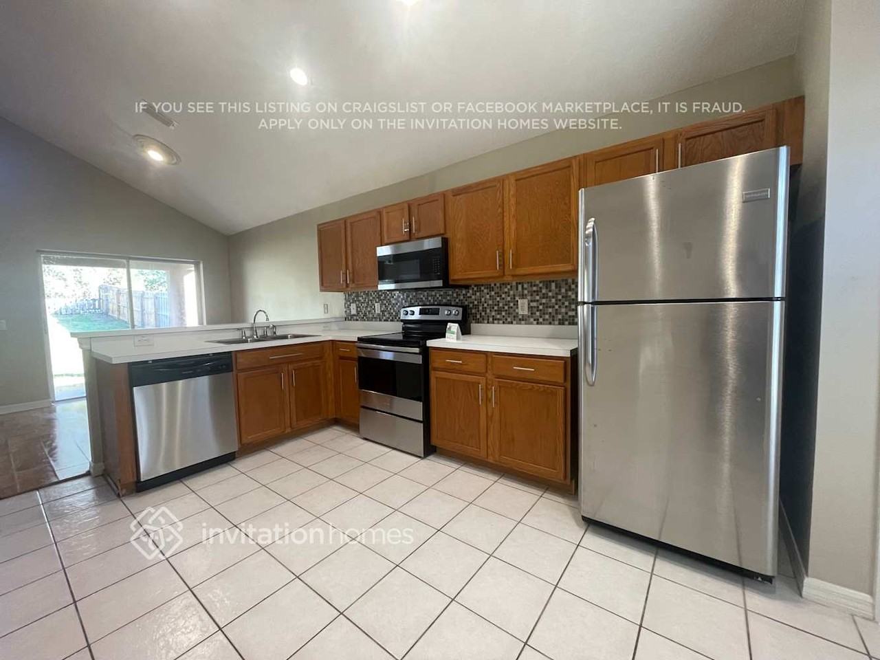 12840 Kings Lake Dr - Photo 7 of 17