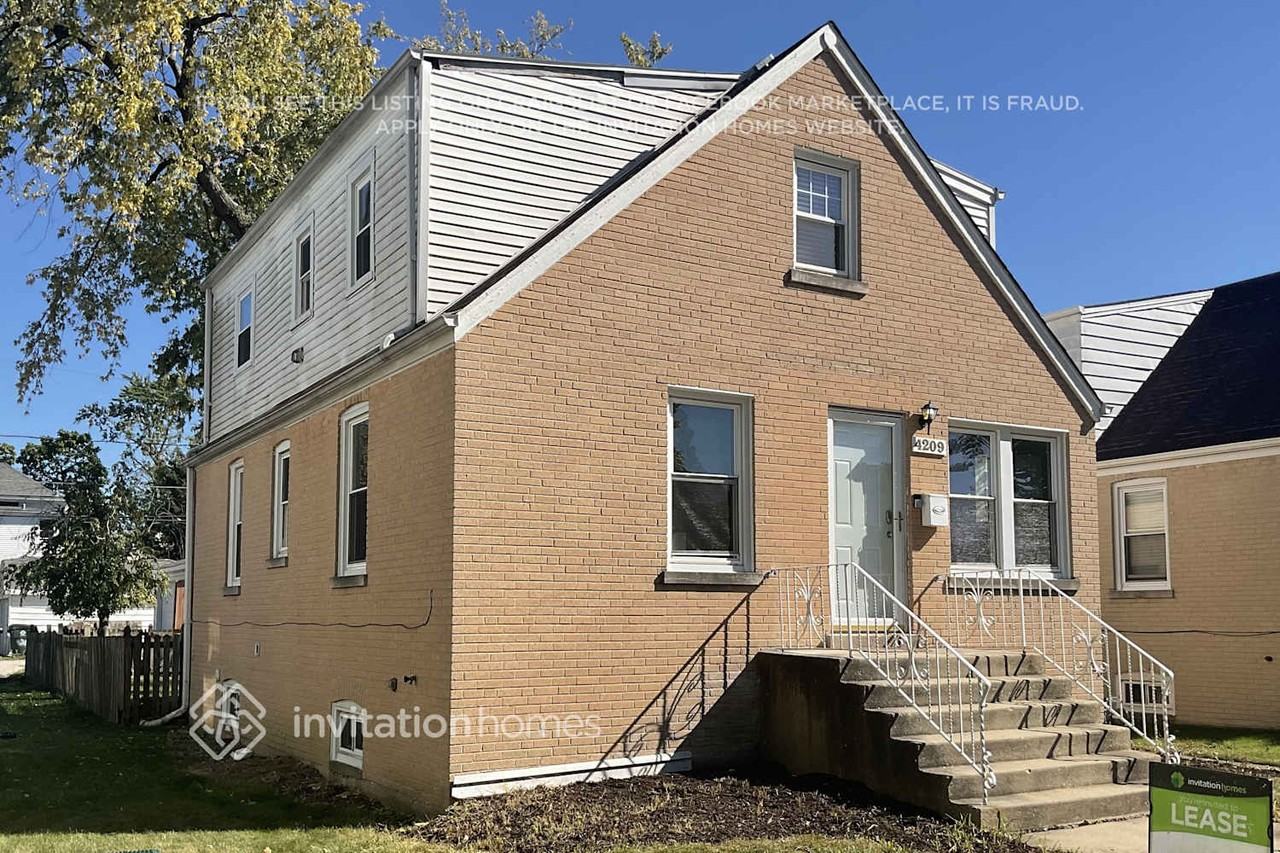 4209 Prairie Ave - Photo 2 of 14