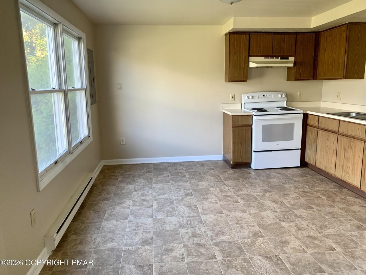 106 Madison St Apt G1 #G1 - Photo 6 of 10