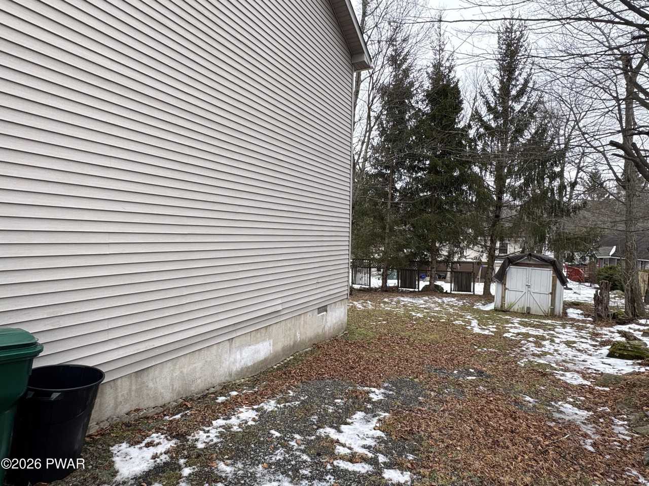 2622 Foxledge Dr - Photo 5 of 43