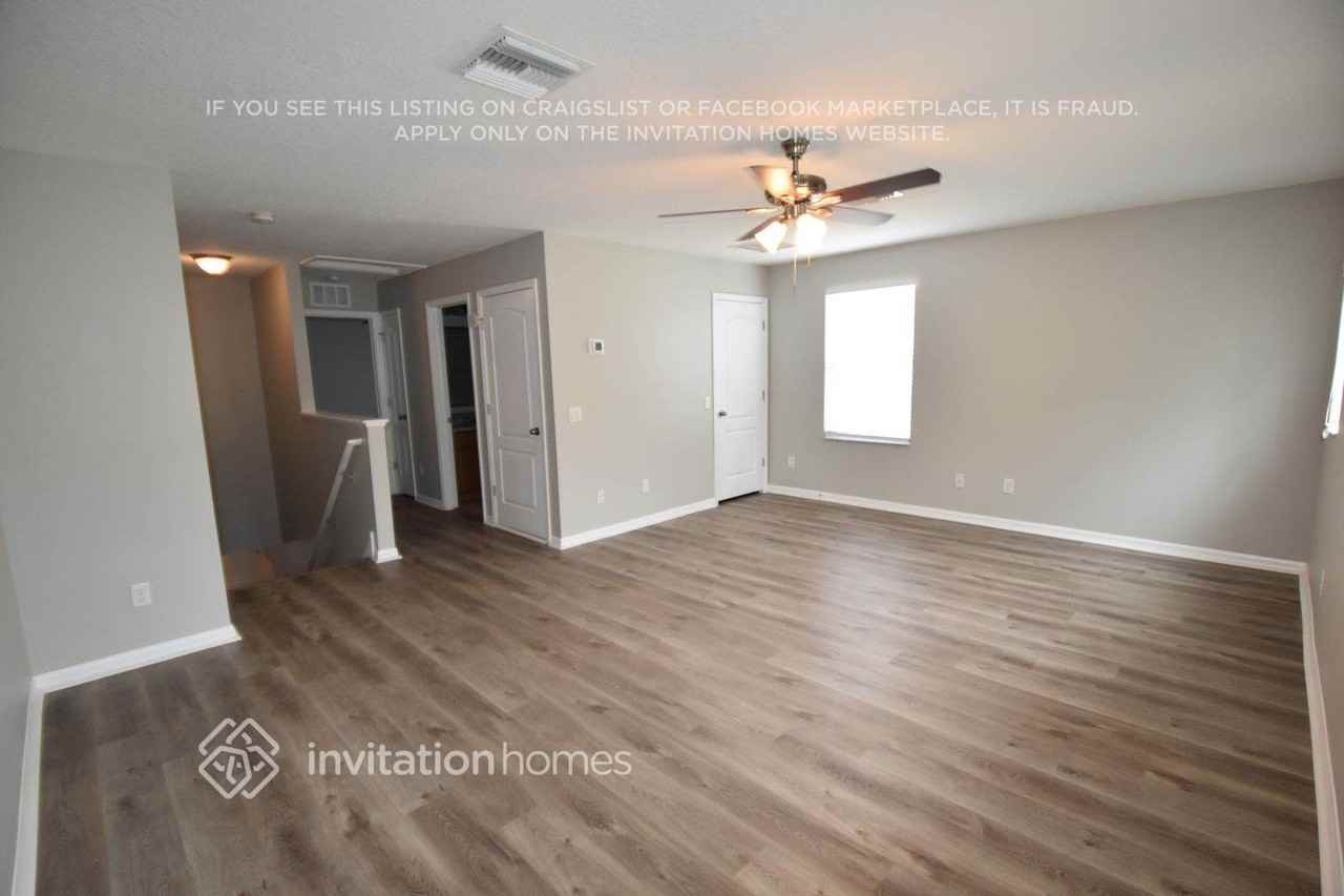 5905 Lilac Lake Dr - Photo 7 of 19