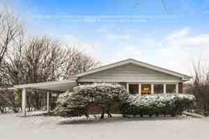 featured image of 3643 Greenwood St