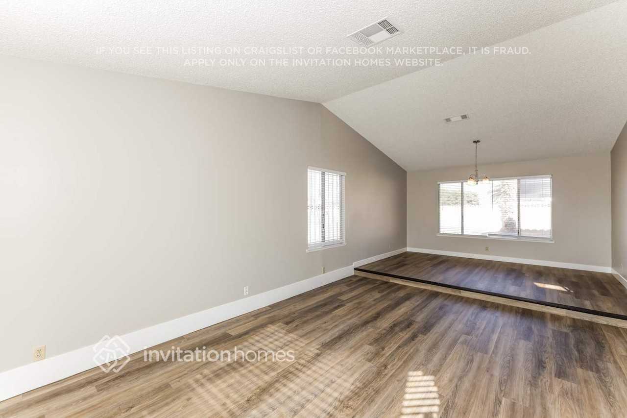 610 E Eldorado Ln - Photo 5 of 18