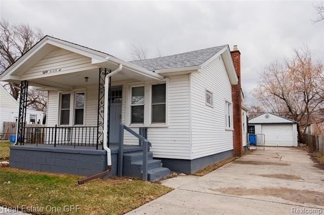 8242 Maxwell Ave - Photo 2 of 40