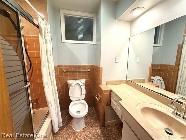 6845 Plainfield St - Photo 7 of 15