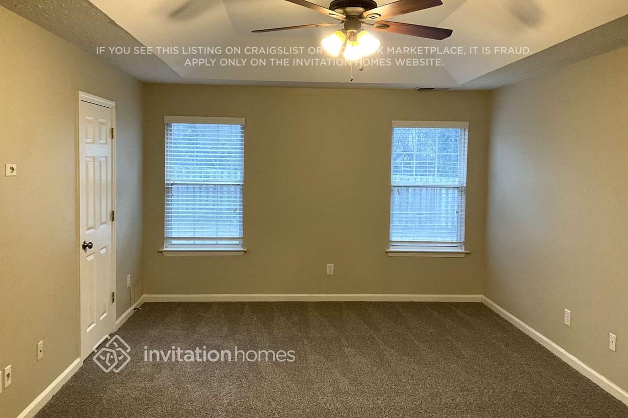 1533 Milford Pl Sw - Photo 6 of 10