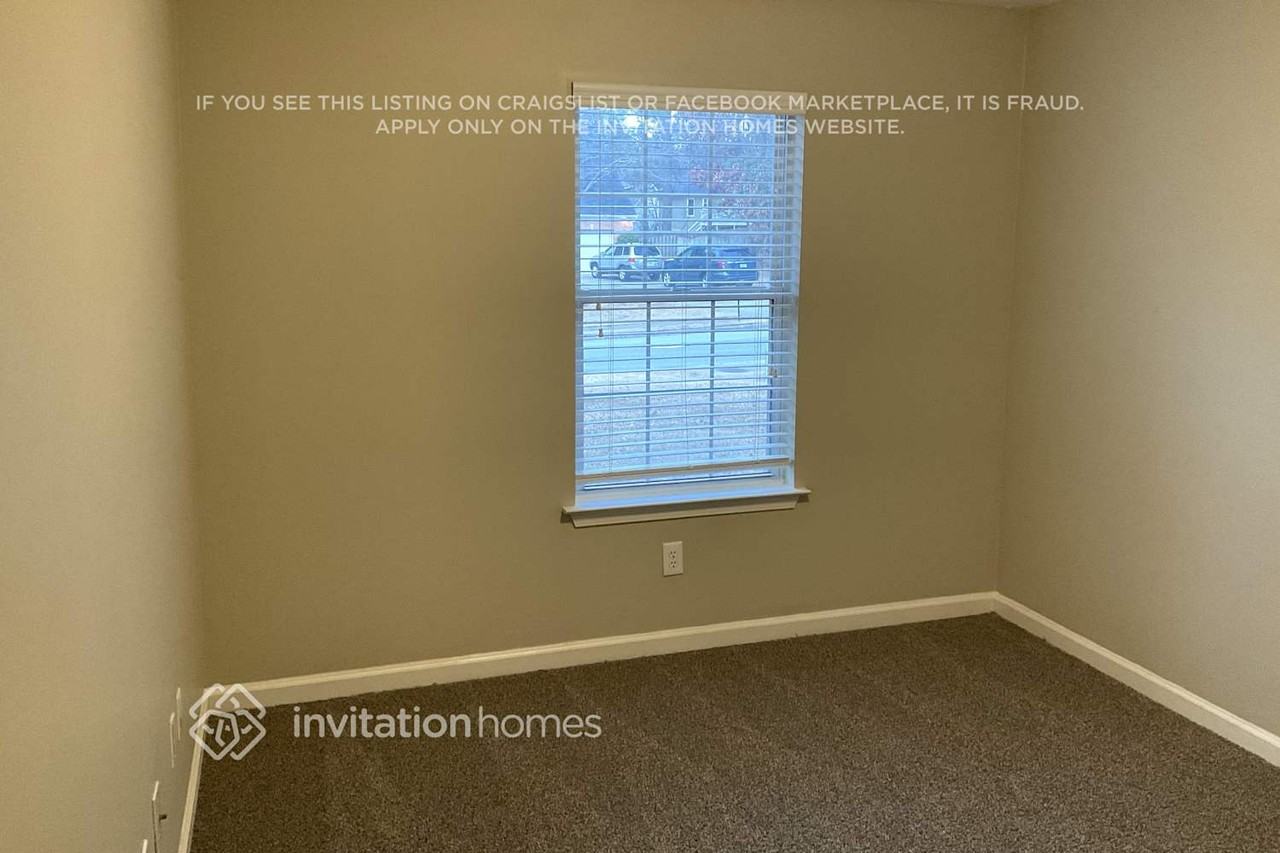 1533 Milford Pl Sw - Photo 7 of 10