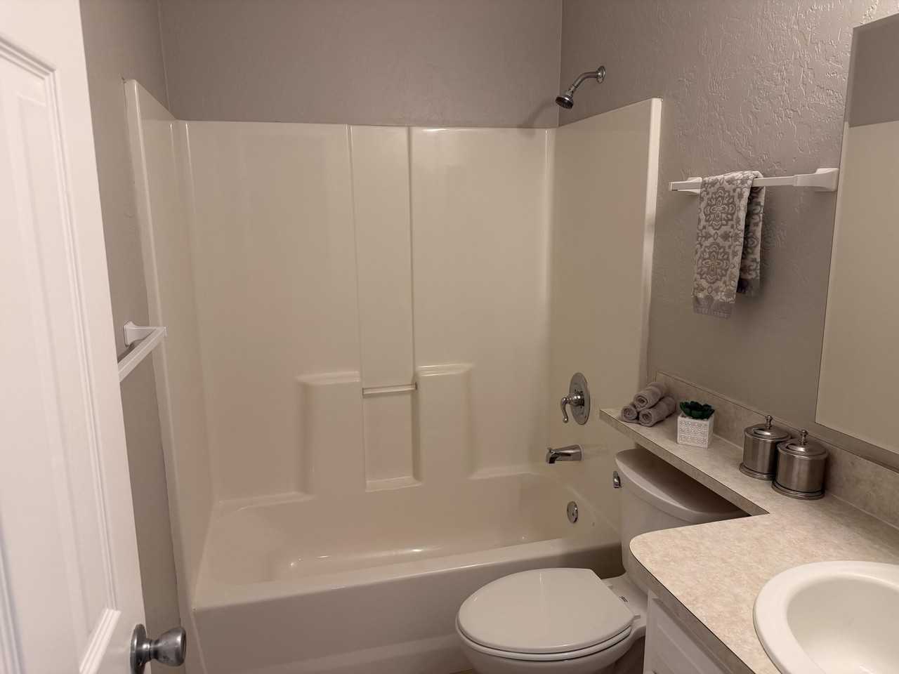 125 Se Millwood Ter - Photo 3 of 14