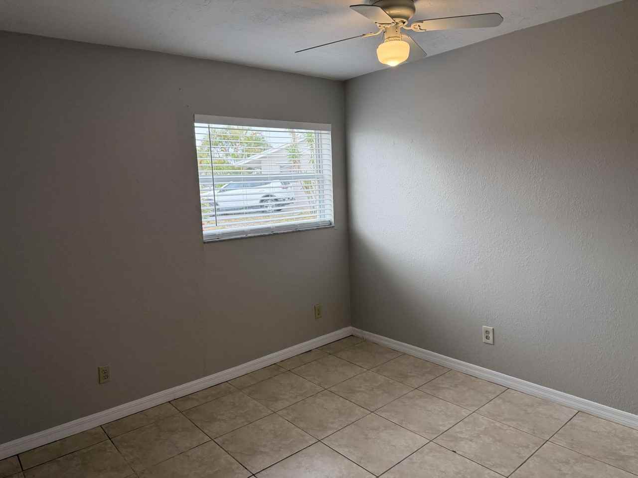 125 Se Millwood Ter - Photo 6 of 14