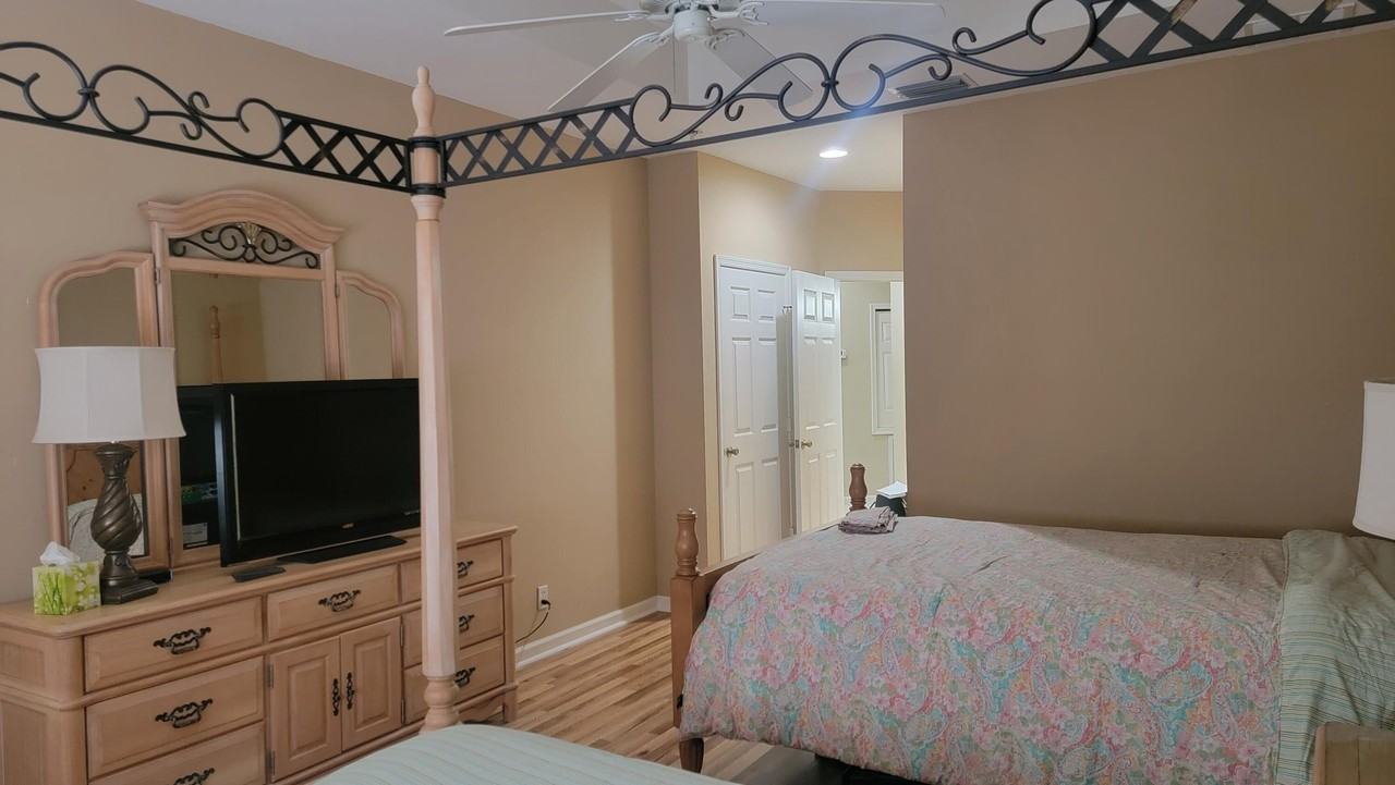 8243 Mulligan Cir #3522 - Photo 4 of 9