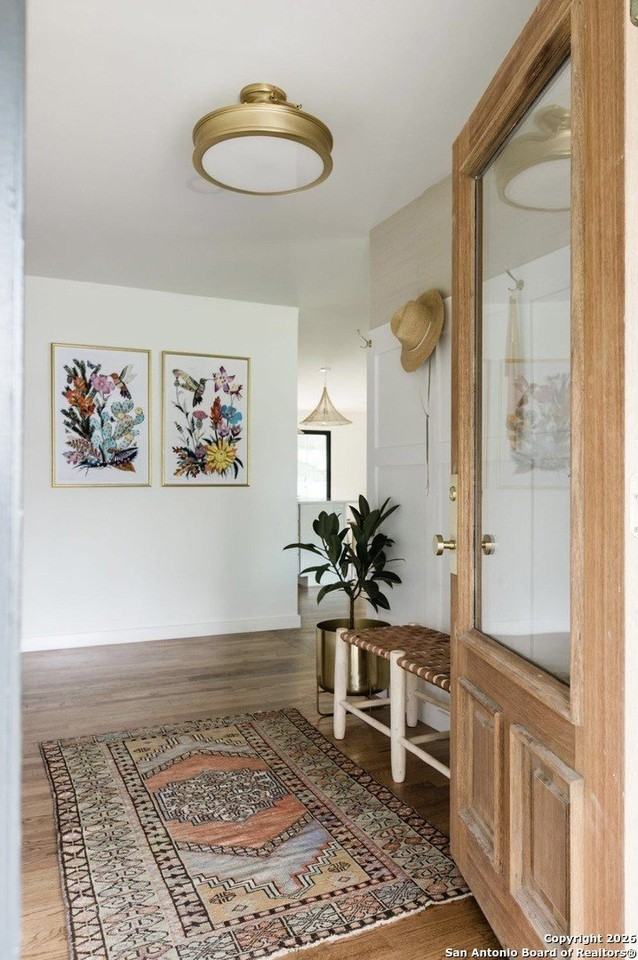 130 Brees Blvd - Photo 2 of 19