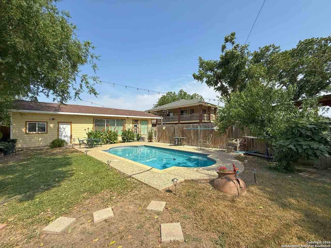 710 W Baetz unit: # 2 #2 - Photo 2 of 17