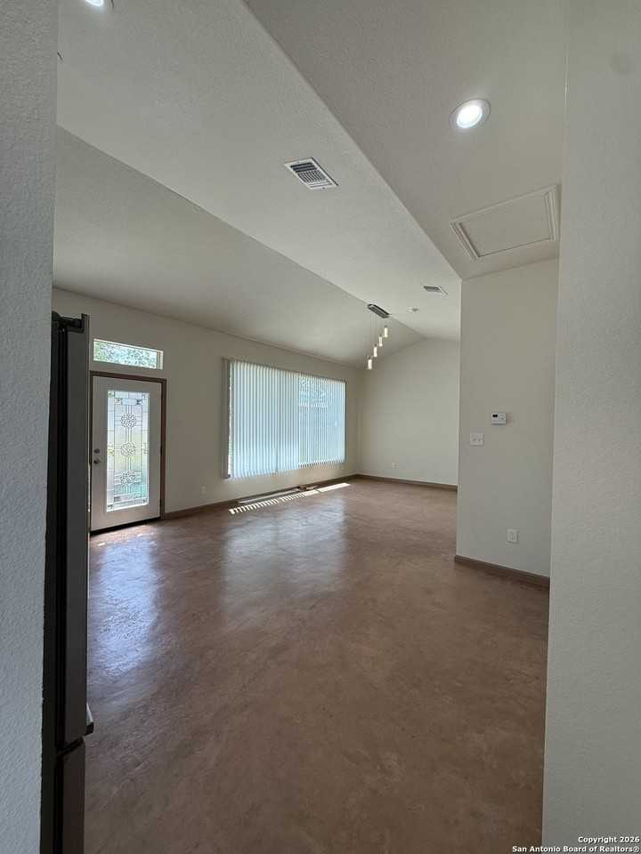 710 W Baetz unit: # 2 #2 - Photo 5 of 17