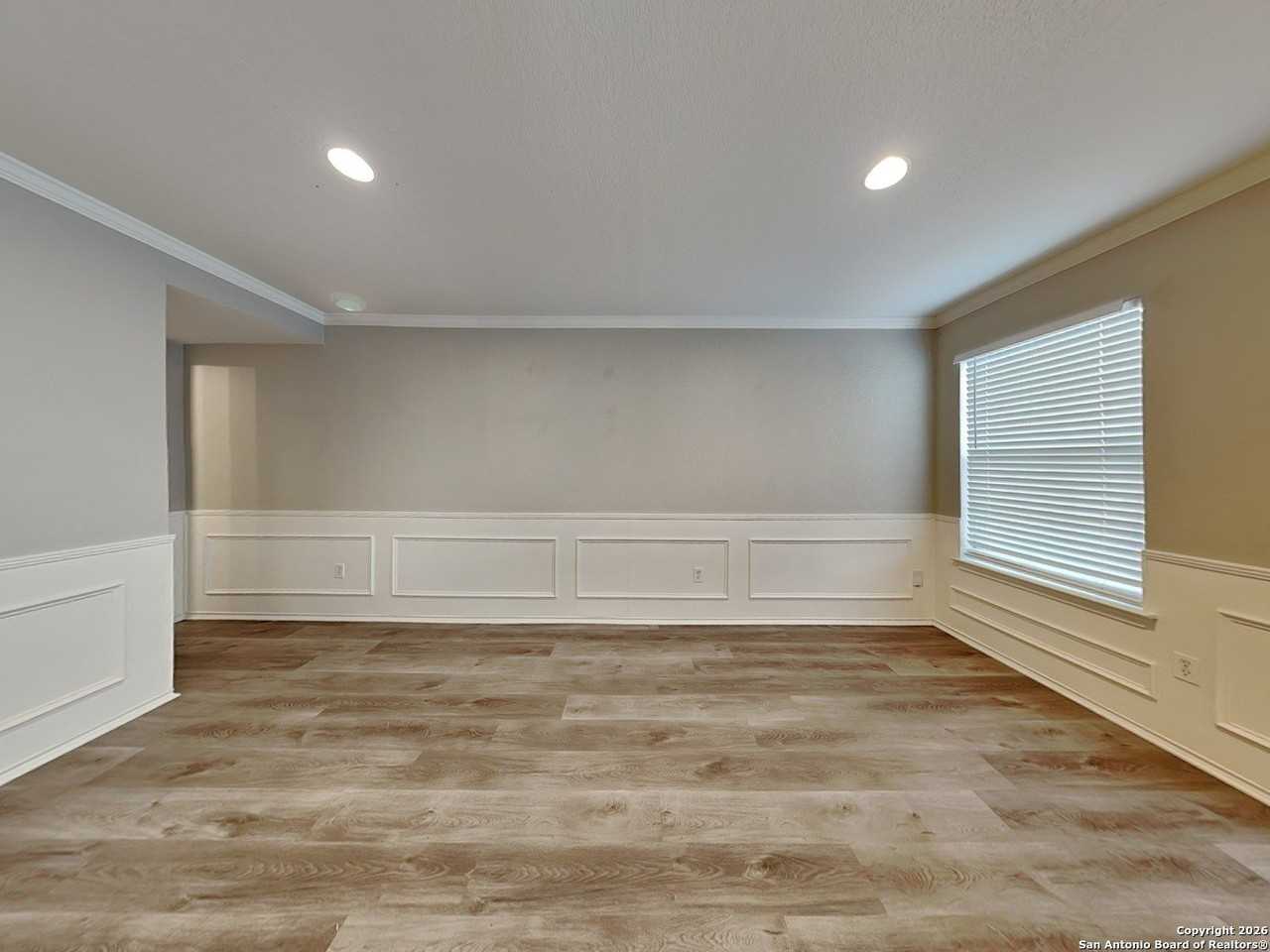 10710 Terrace Crst - Photo 3 of 22