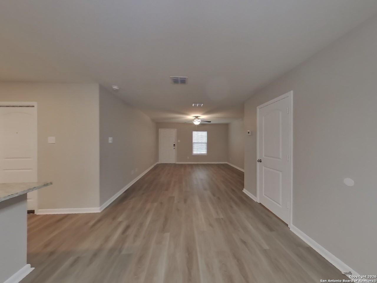 11031 Chatham Ct - Photo 5 of 19