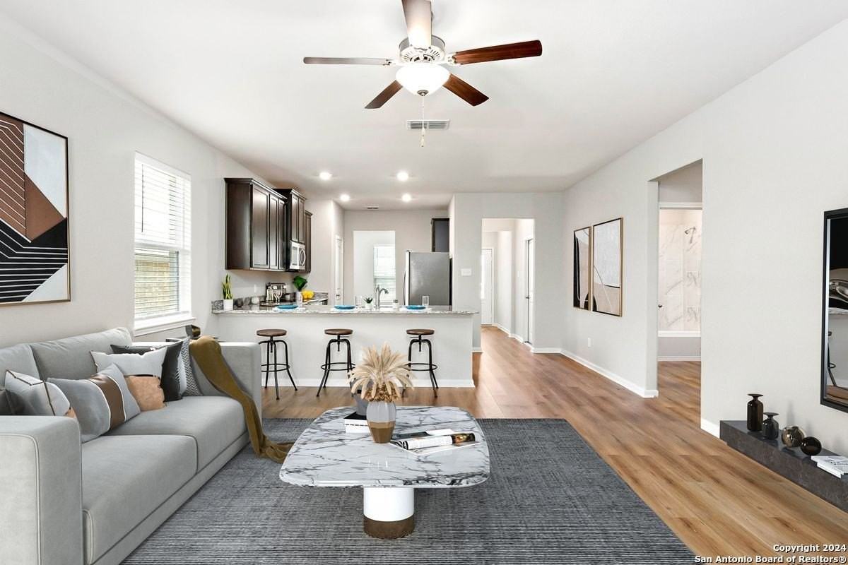 9219 Bennett Frst - Photo 5 of 23