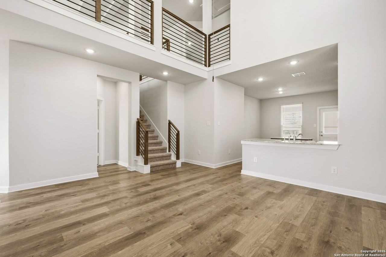 8803 Lemon Verbena - Photo 6 of 25