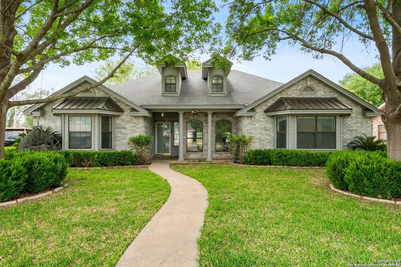 109 Weeping Willow - Photo 4 of 45